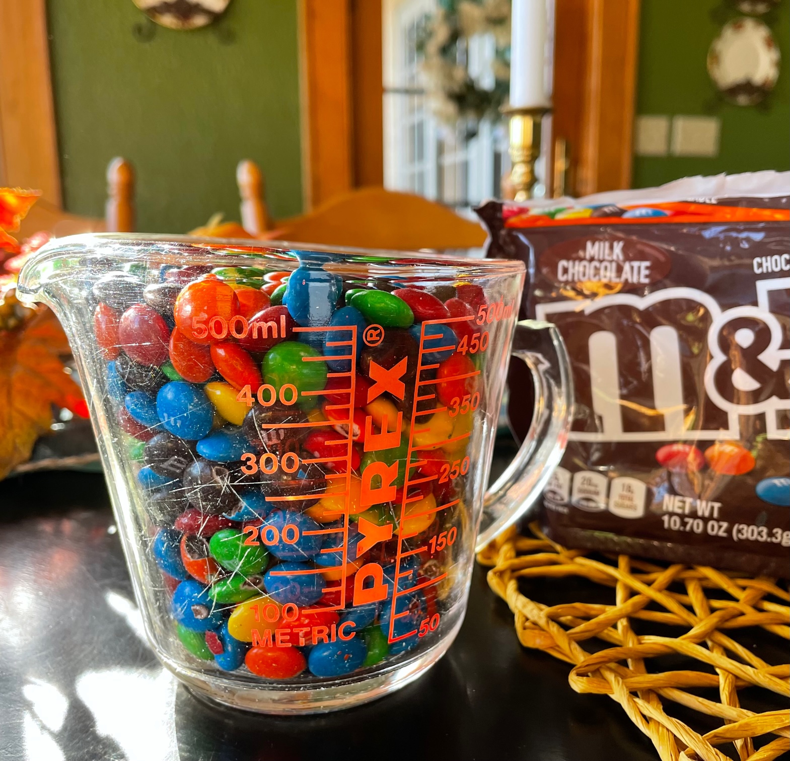 Trident Tech - Downtown: Take Your Best Guess! How Many M&M's are in the  Jar?